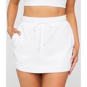 NWOT Women's Fabletics Year Round Terry Mini Skirt Classic White 3X (44"‎ X 16")
